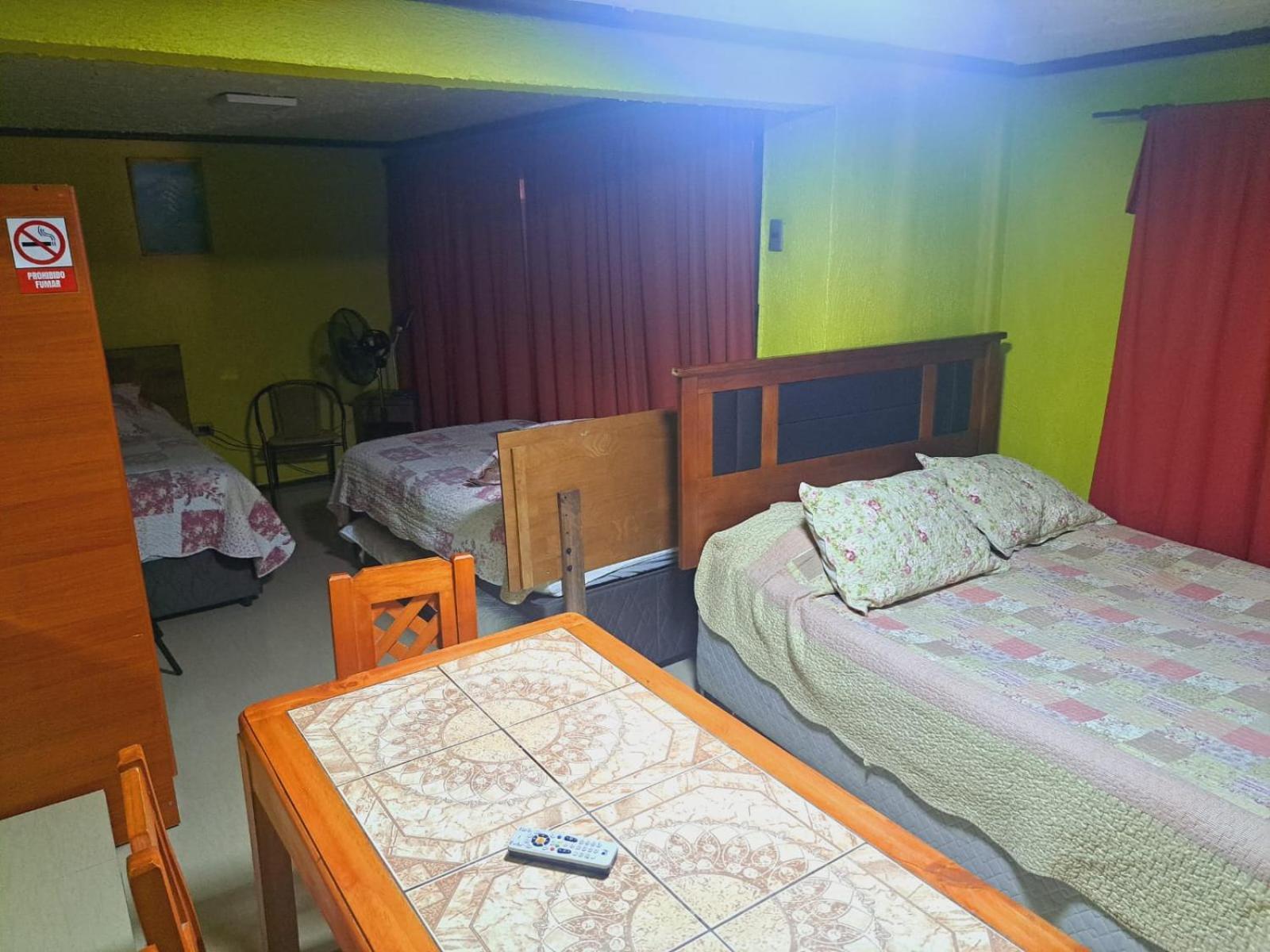 Hostal Inthalassa Калдера Екстериор снимка