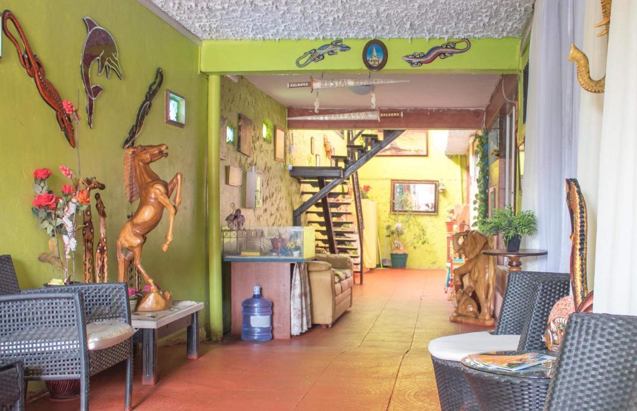 Hostal Inthalassa Калдера Екстериор снимка